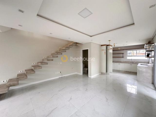 Casa / Sobrado para Venda em Joinville/SC Saguaçu 3 Quartos