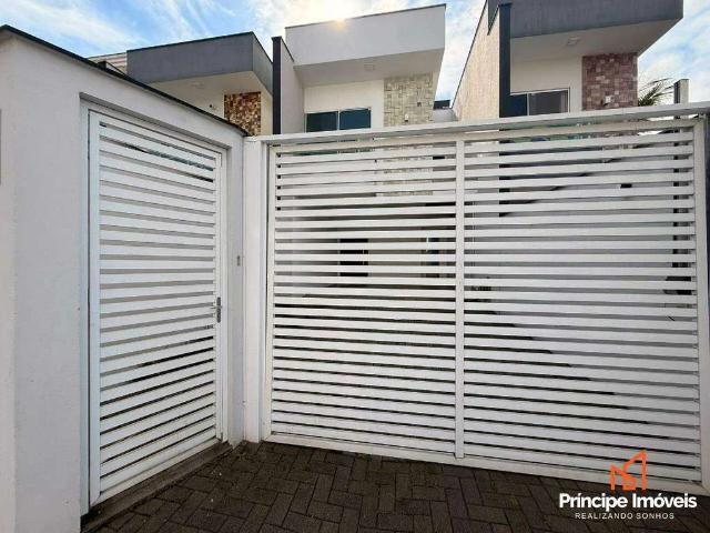 Casa / Sobrado para Venda em Joinville/SC Saguaçu 3 Quartos