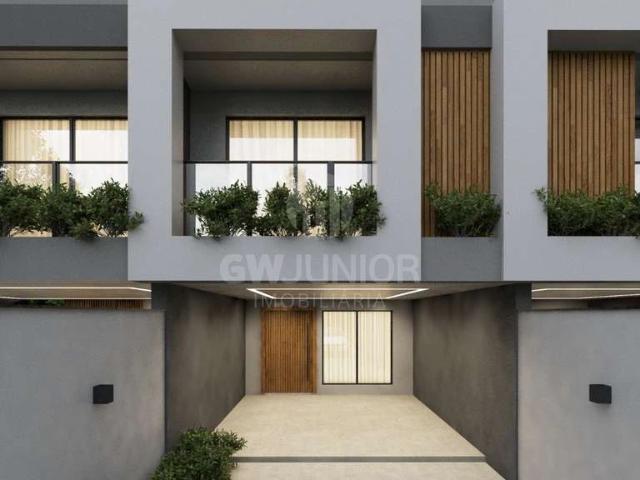 Casa / Sobrado para Venda em Joinville/SC Saguaçu 3 Quartos