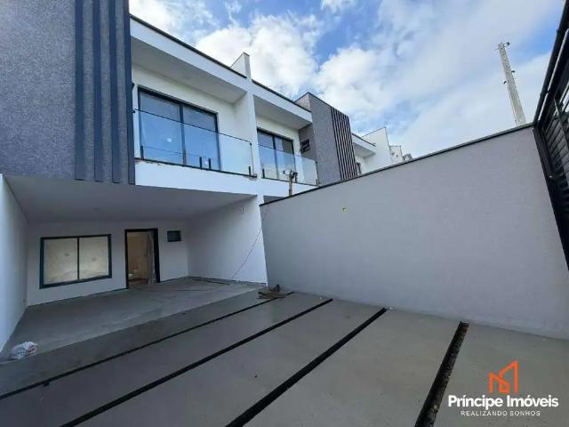 Casa / Sobrado para Venda em Joinville/SC Saguaçu 3 Quartos