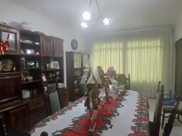 Casa / Sobrado para Venda em Joinville/SC Saguaçu 6 Quartos