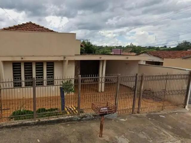 Casa / Sobrado para Venda em José Bonifácio/SP Centro
