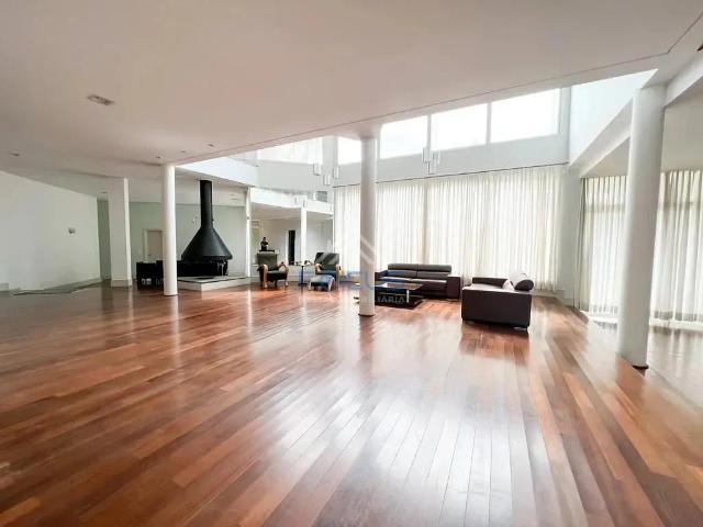 Casa / Sobrado para Venda em Jundiaí/SP Chácara Malota 4 Quartos