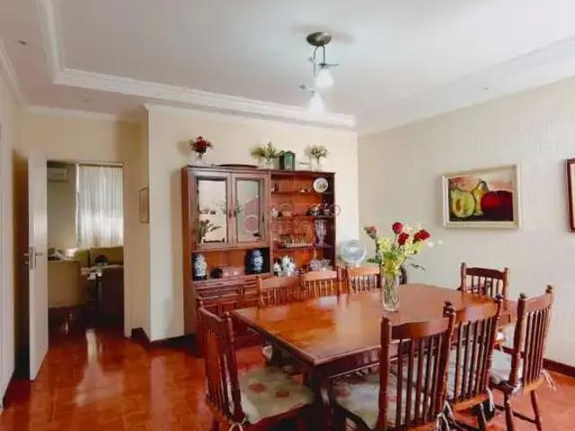 Casa / Sobrado para Venda em Jundiaí/SP Anhangabaú 4 Quartos