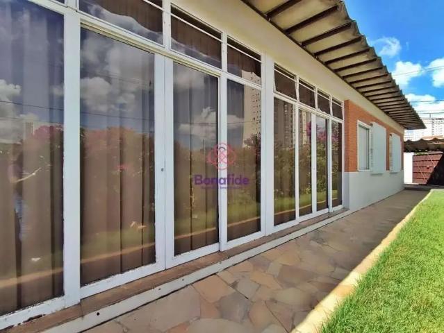 Casa / Sobrado para Venda em Jundiaí/SP Anhangabaú 3 Quartos