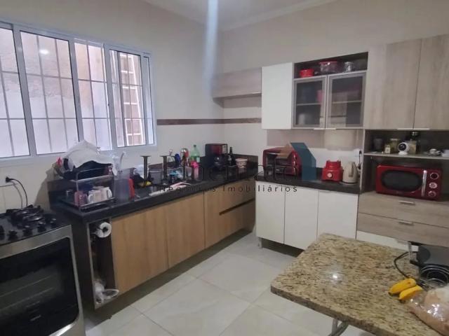 Casa / Sobrado para Venda em Jundiaí/SP Jardim Messina 3 Quartos