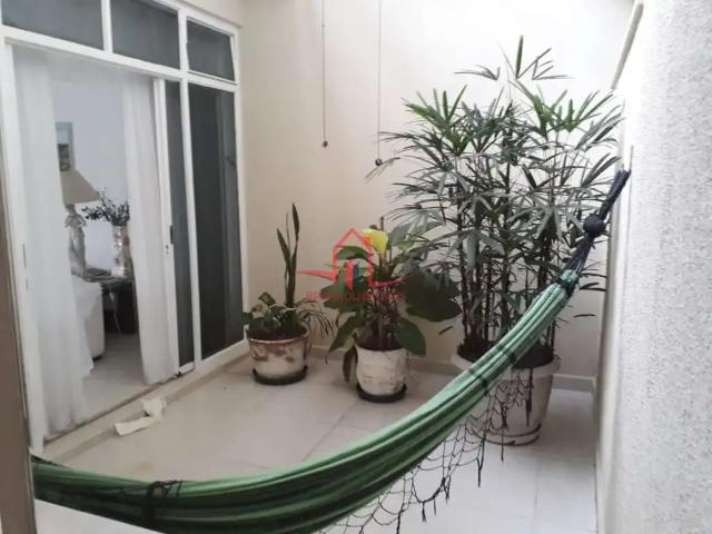 Casa / Sobrado para Venda em Jundiaí/SP Jardim Messina 4 Quartos