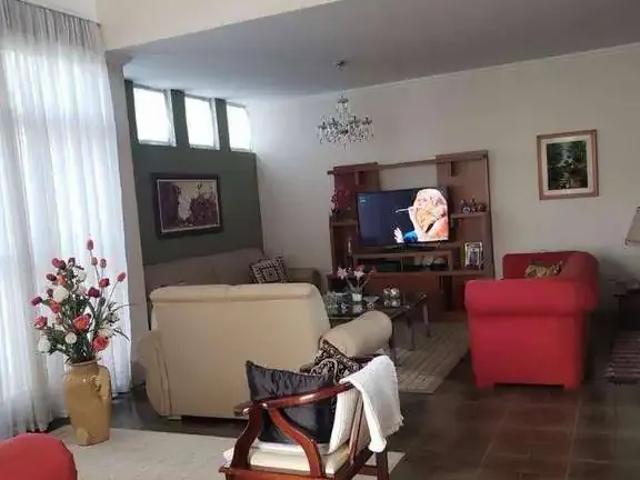 Casa / Sobrado para Venda em Jundiaí/SP Jardim Morumbi 3 Quartos
