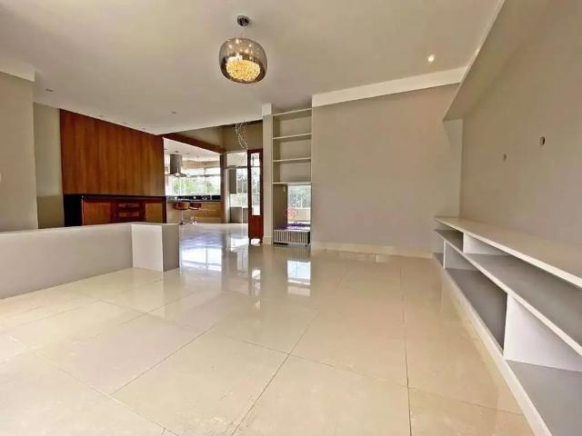 Casa / Sobrado para Venda em Jundiaí/SP Jardim Novo Mundo 4 Quartos