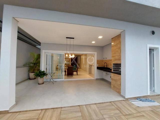 Casa / Sobrado para Venda em Jundiaí/SP Jardim Novo Mundo 4 Quartos