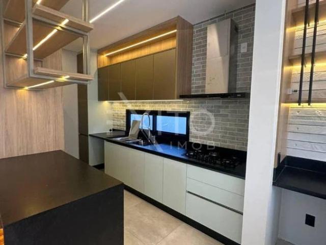 Casa / Sobrado para Venda em Jundiaí/SP Jardim Novo Mundo 5 Quartos