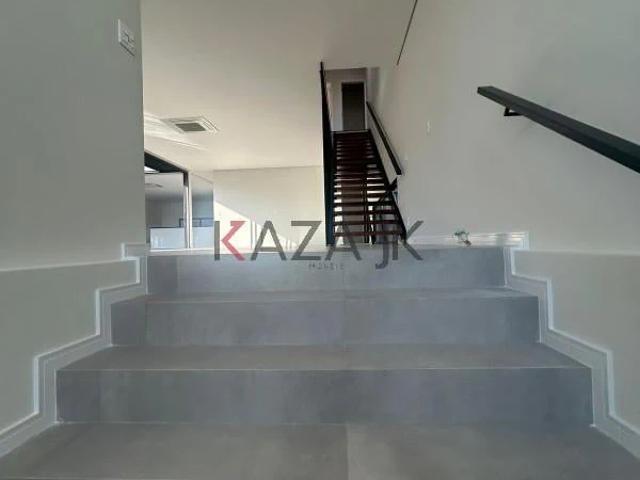 Casa / Sobrado para Venda em Jundiaí/SP Jardim Novo Mundo 5 Quartos