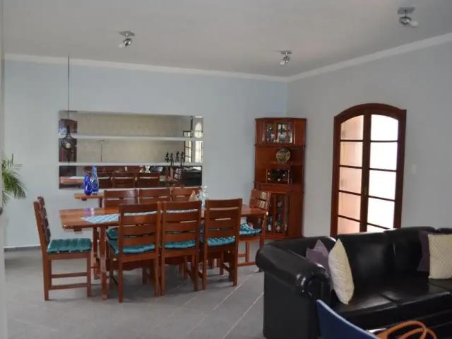 Casa / Sobrado para Venda em Jundiaí/SP Jardim da Fonte 3 Quartos