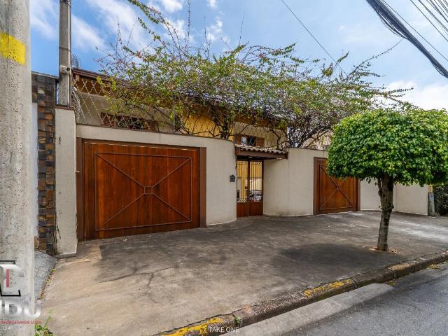 Casa / Sobrado para Venda em Jundiaí/SP Jardim da Fonte 4 Quartos