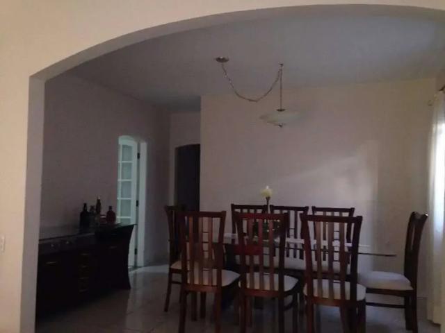 Casa / Sobrado para Venda em Jundiaí/SP Jardim da Serra 3 Quartos