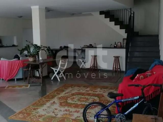 Casa / Sobrado para Venda em Jundiaí/SP Jardim da Serra 5 Quartos