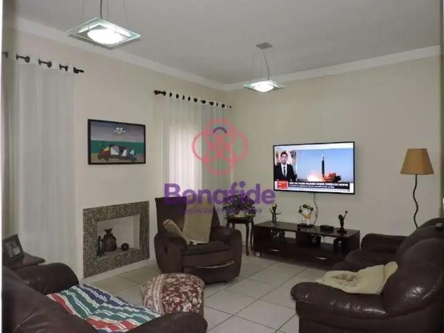 Casa / Sobrado para Venda em Jundiaí/SP Jardim das Samambaias 4 Quartos