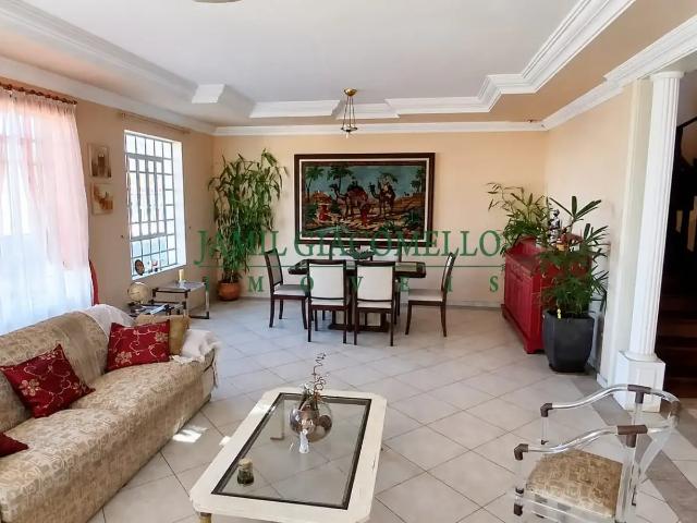 Casa / Sobrado para Venda em Jundiaí/SP Jardim das Samambaias 4 Quartos