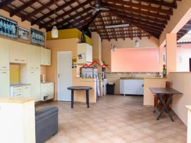 Casa / Sobrado para Venda em Jundiaí/SP Jardim das Samambaias 4 Quartos