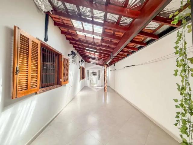 Casa / Sobrado para Venda em Jundiaí/SP Jardim Itália 3 Quartos