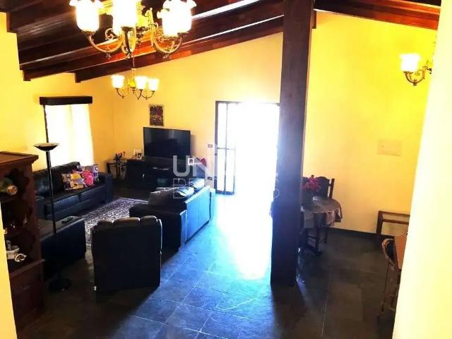 Casa / Sobrado para Venda em Jundiaí/SP Jardim Paulista I 4 Quartos