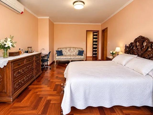 Casa / Sobrado para Venda em Jundiaí/SP Jardim Paulista I 5 Quartos
