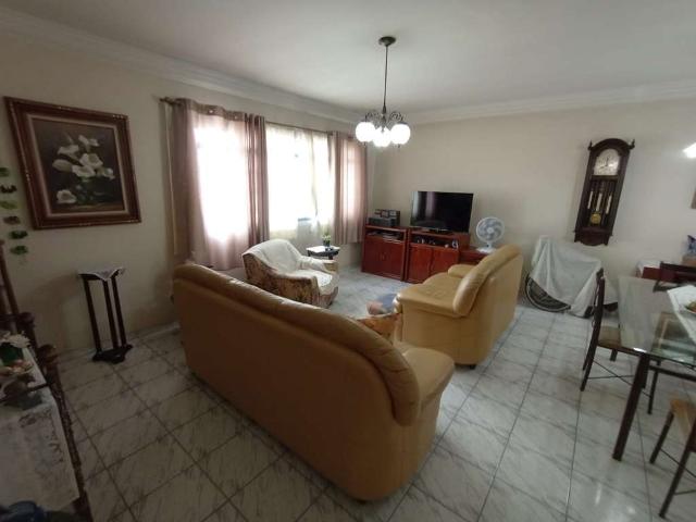 Casa / Sobrado para Venda em Jundiaí/SP Jardim Planalto 4 Quartos