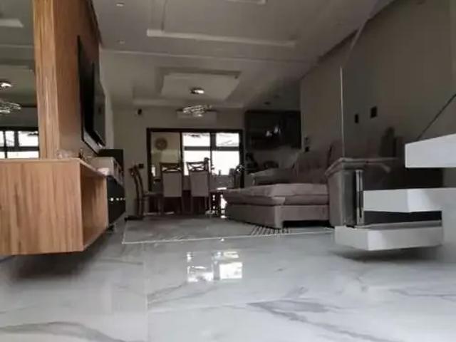 Casa / Sobrado para Venda em Jundiaí/SP Jardim Santa Adelaide 3 Quartos