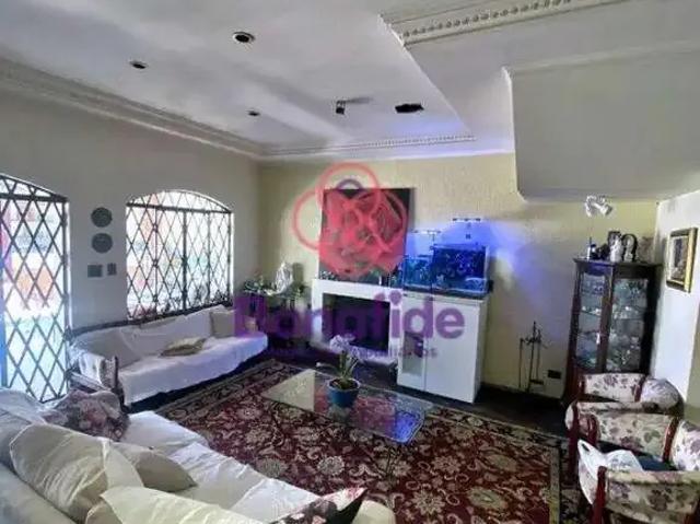 Casa / Sobrado para Venda em Jundiaí/SP Jardim Santa Adelaide 4 Quartos