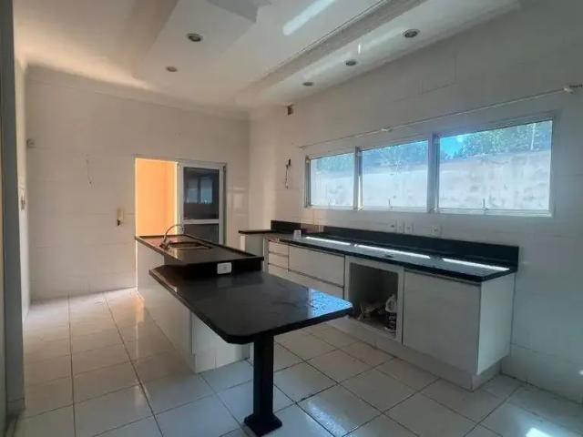 Casa / Sobrado para Venda em Jundiaí/SP Jardim Tereza Cristina 5 Quartos