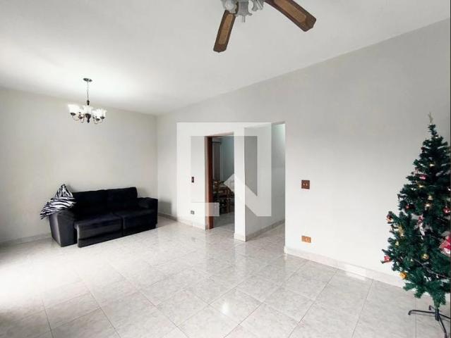 Casa / Sobrado para Venda em Jundiaí/SP Ponte de São João 4 Quartos