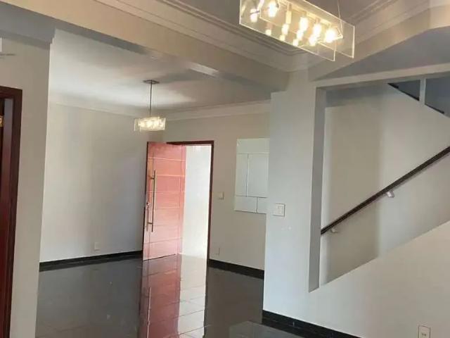 Casa / Sobrado para Venda em Jundiaí/SP Parque Quinta da Boa Vista 3 Quartos