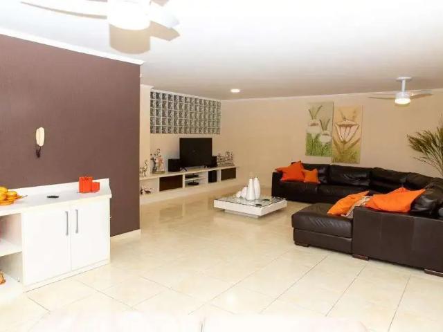 Casa / Sobrado para Venda em Jundiaí/SP Vila Viotto 4 Quartos