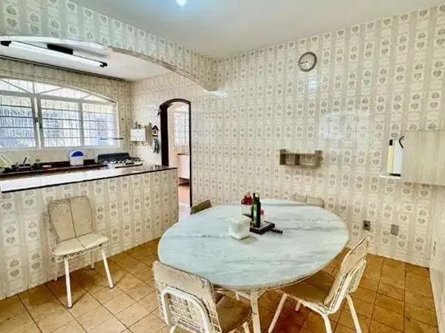 Casa / Sobrado para Venda em Jundiaí/SP Vila Arens II 4 Quartos