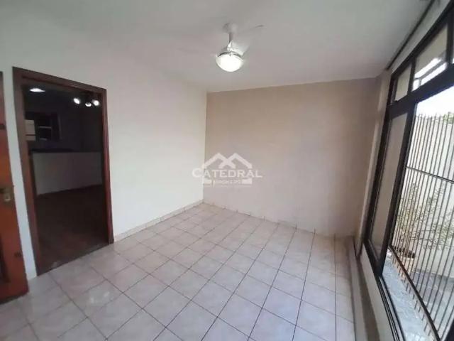 Casa / Sobrado para Venda em Jundiaí/SP Vila Bandeirantes 2 Quartos