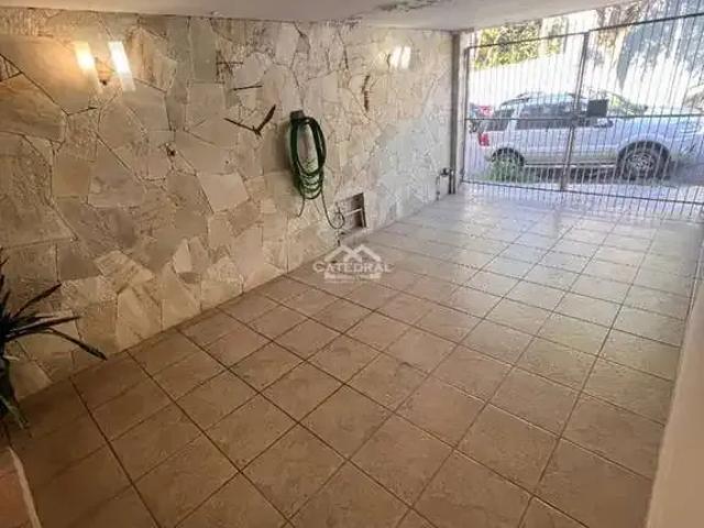 Casa / Sobrado para Venda em Jundiaí/SP Vila Japi I 3 Quartos