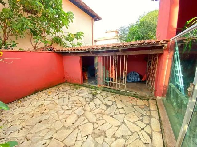 Casa / Sobrado para Venda em Juatuba/MG Canaã 3 Quartos