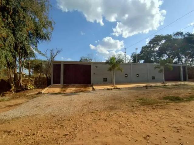 Casa / Sobrado para Venda em Juatuba/MG Cidade Satélite 3 Quartos