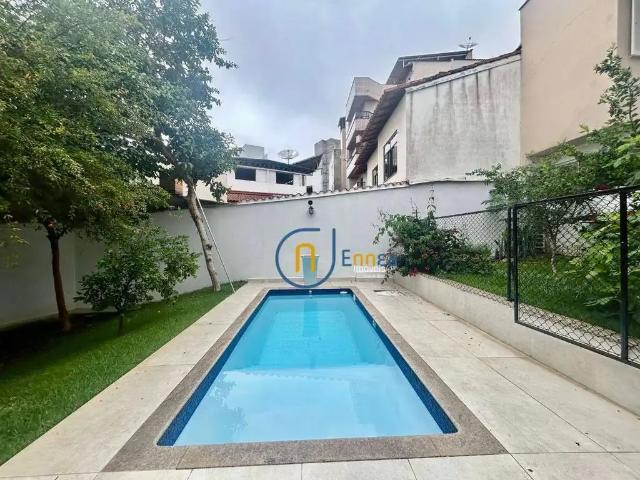 Casa / Sobrado para Venda em Juiz de Fora/MG Jardim das Laranjeiras 3 Quartos
