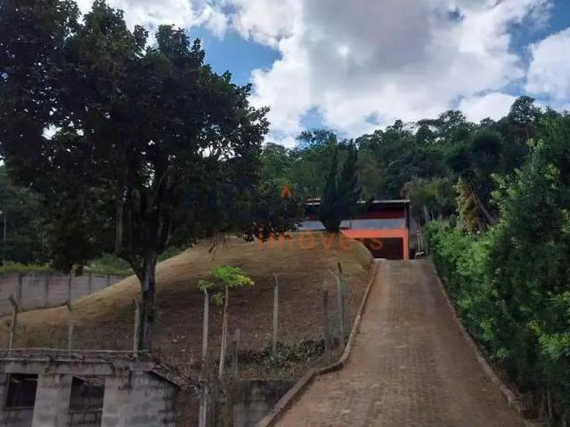 Casa / Sobrado para Venda em Juiz de Fora/MG Valadares 2 Quartos