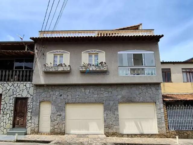 Casa / Sobrado para Venda em Juiz de Fora/MG Vila Ozanan 5 Quartos