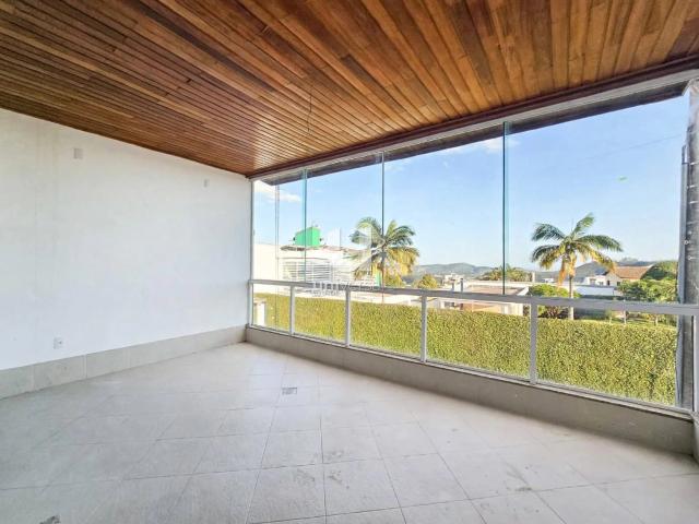 Casa / Sobrado para Venda em Juiz de Fora/MG Aeroporto 3 Quartos