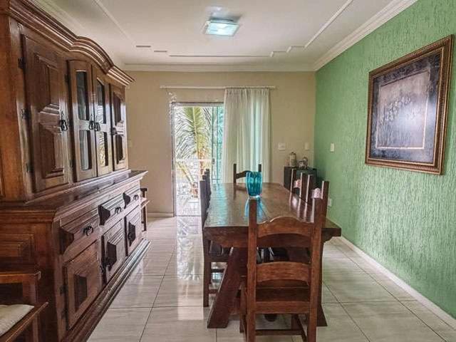 Casa / Sobrado para Venda em Juiz de Fora/MG Aeroporto 3 Quartos