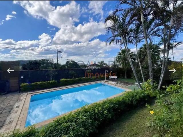 Casa / Sobrado para Venda em Juiz de Fora/MG Aeroporto 5 Quartos
