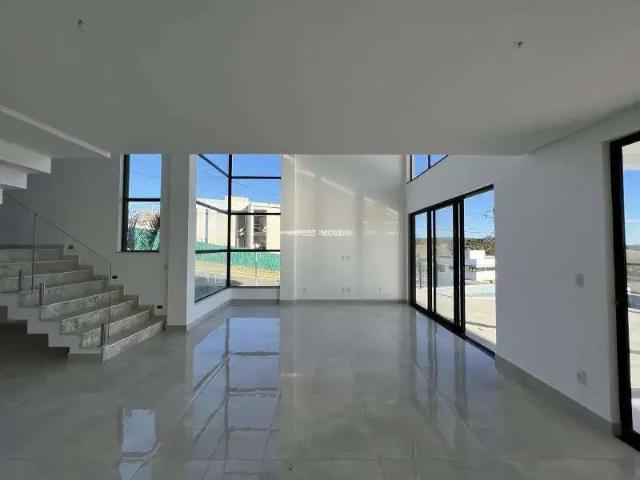 Casa / Sobrado para Venda em Juiz de Fora/MG Alphaville 4 Quartos