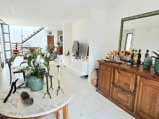 Casa / Sobrado para Venda em Juiz de Fora/MG Alto dos Passos 4 Quartos