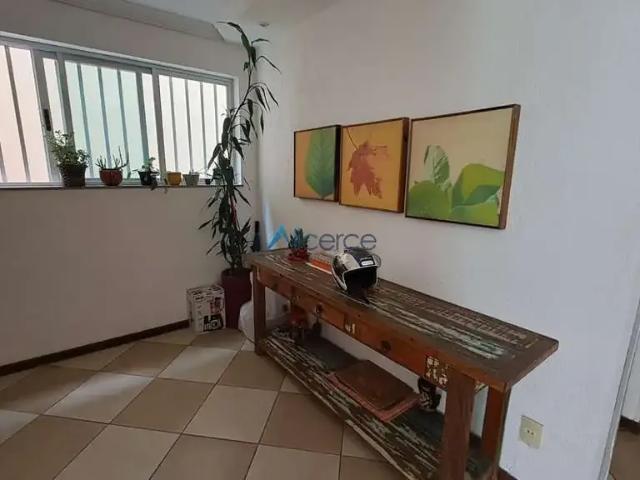 Casa / Sobrado para Venda em Juiz de Fora/MG Alto dos Passos 5 Quartos
