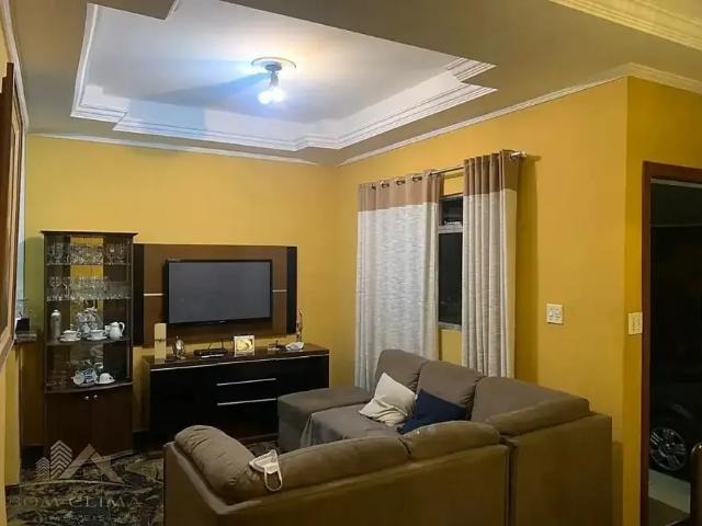 Casa / Sobrado para Venda em Juiz de Fora/MG Bandeirantes 2 Quartos