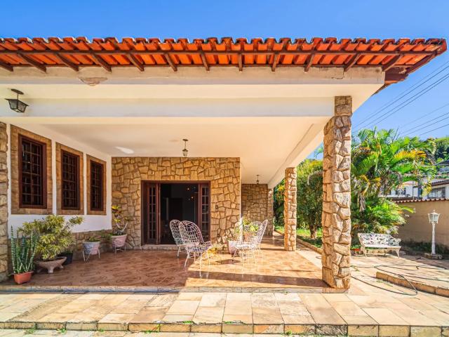 Casa / Sobrado para Venda em Juiz de Fora/MG Bandeirantes 2 Quartos