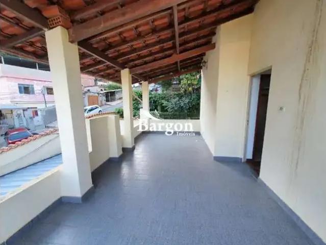 Casa / Sobrado para Venda em Juiz de Fora/MG Bandeirantes 4 Quartos